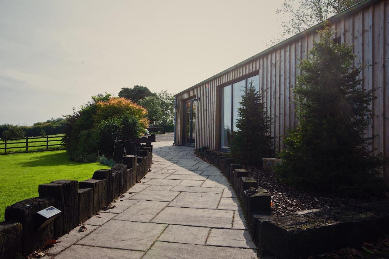 The Cabin - Luxury Country Living Cullybackey Exterior foto